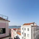 Lapa Diplomatic Suites & Flats By Feel Lisboa